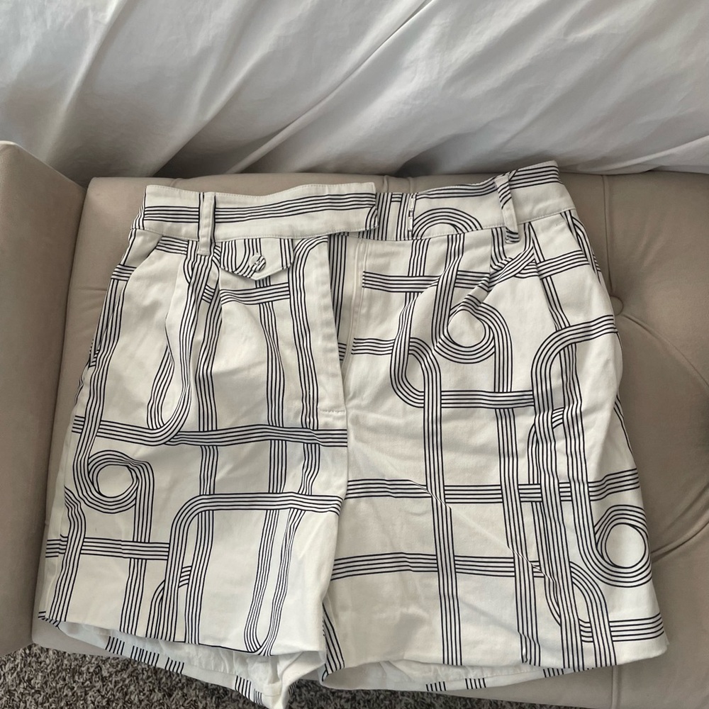 Le' AL. X Print Woven High Rise Coin Pocket Pleated Trouser Shorts